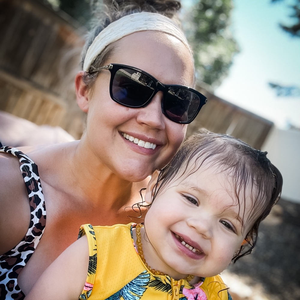 Meet your Posher, Hana